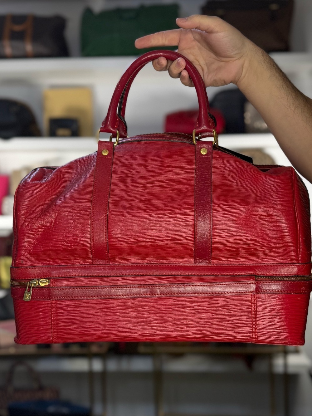 LV EPI ULTRA RARE TRAVEL BAG